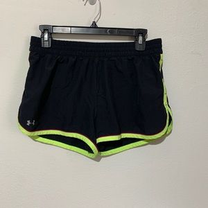 Under Armour Womens Black/Neon/Purple Lined Heat Gear Fitted Shorts Size Medium